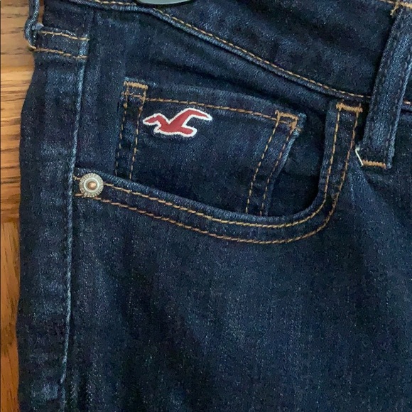 Hollister Skinny Jeans - Picture 2 of 4